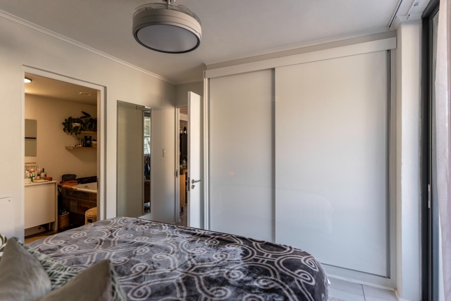 To Let 2 Bedroom Property for Rent in Sea Point Western Cape